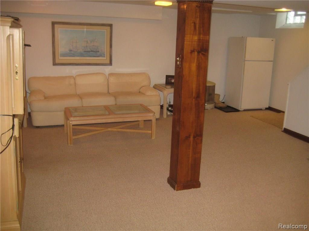 1378 Audubon Road Grosse Pointe, MI 48230 - Photo 47 of 60 031.JPG