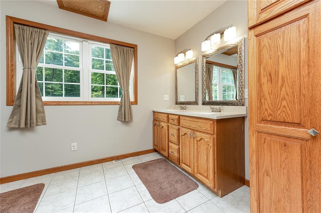40 Walter Road Grove City, PA 16127 - Photo 26 of 39