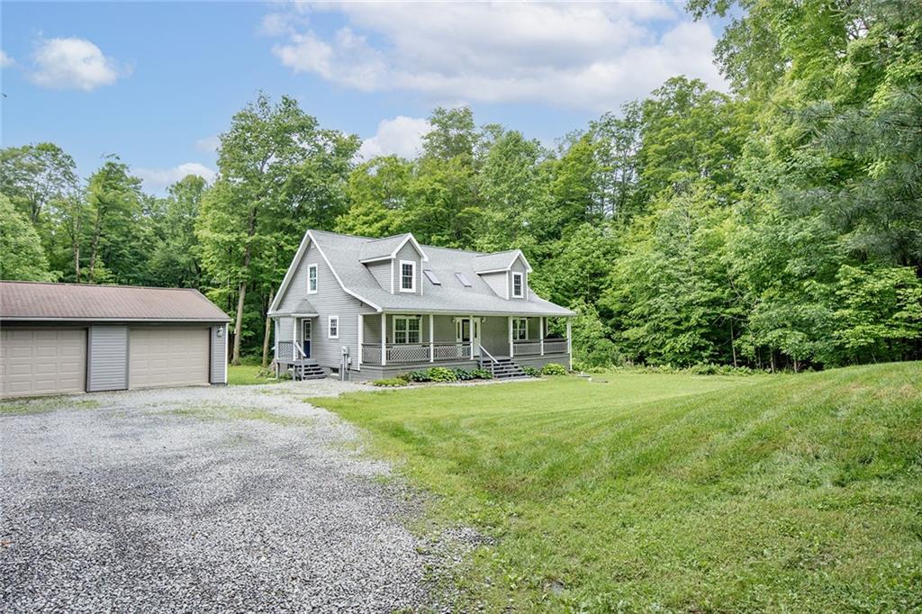 40 Walter Road Grove City, PA 16127 - Photo 4 of 39