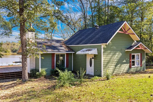 $275,000 | 494 North Lake Drive, Gladewater, TX 75647