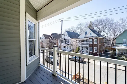 $1,170,000 | 58-60 Elmwood Street, Unit 58, Somerville, MA 02144