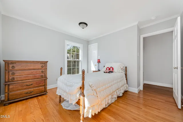 a view of a living room and kitchen