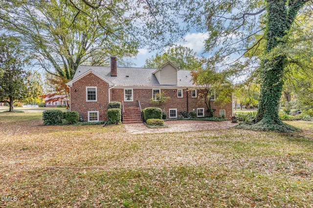 $475,500 | 2055 Shirley Drive, Burlington, NC 27215