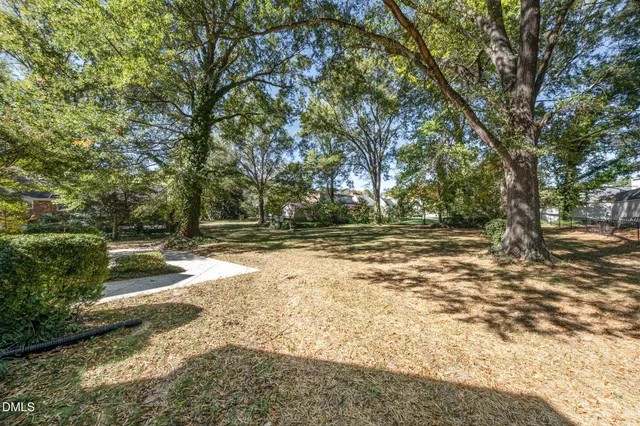 $475,500 | 2055 Shirley Drive, Burlington, NC 27215