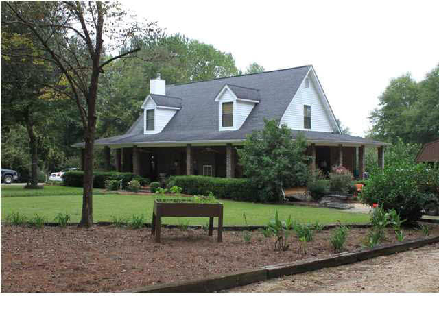 9875 Smithfield Farms Road Bay Minette, AL 36507 - Photo 1 of 1
