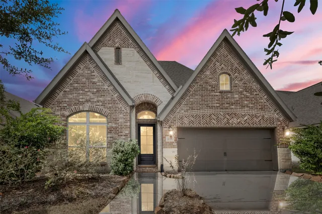 $405,000 | 16715 Ramsay Cascades Drive, Humble, TX 77346