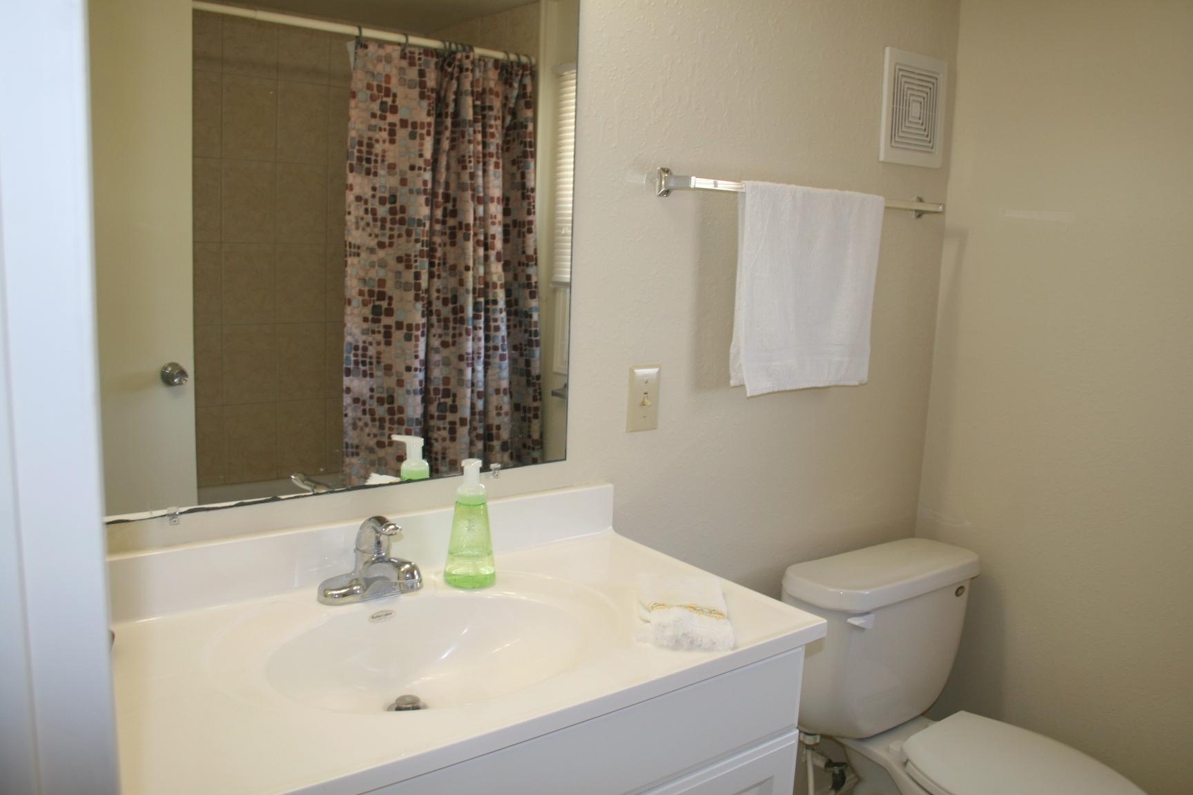 6970 Southeast Ridgeway Terrace Hobe Sound, FL 33455 - Photo 13 of 24 012