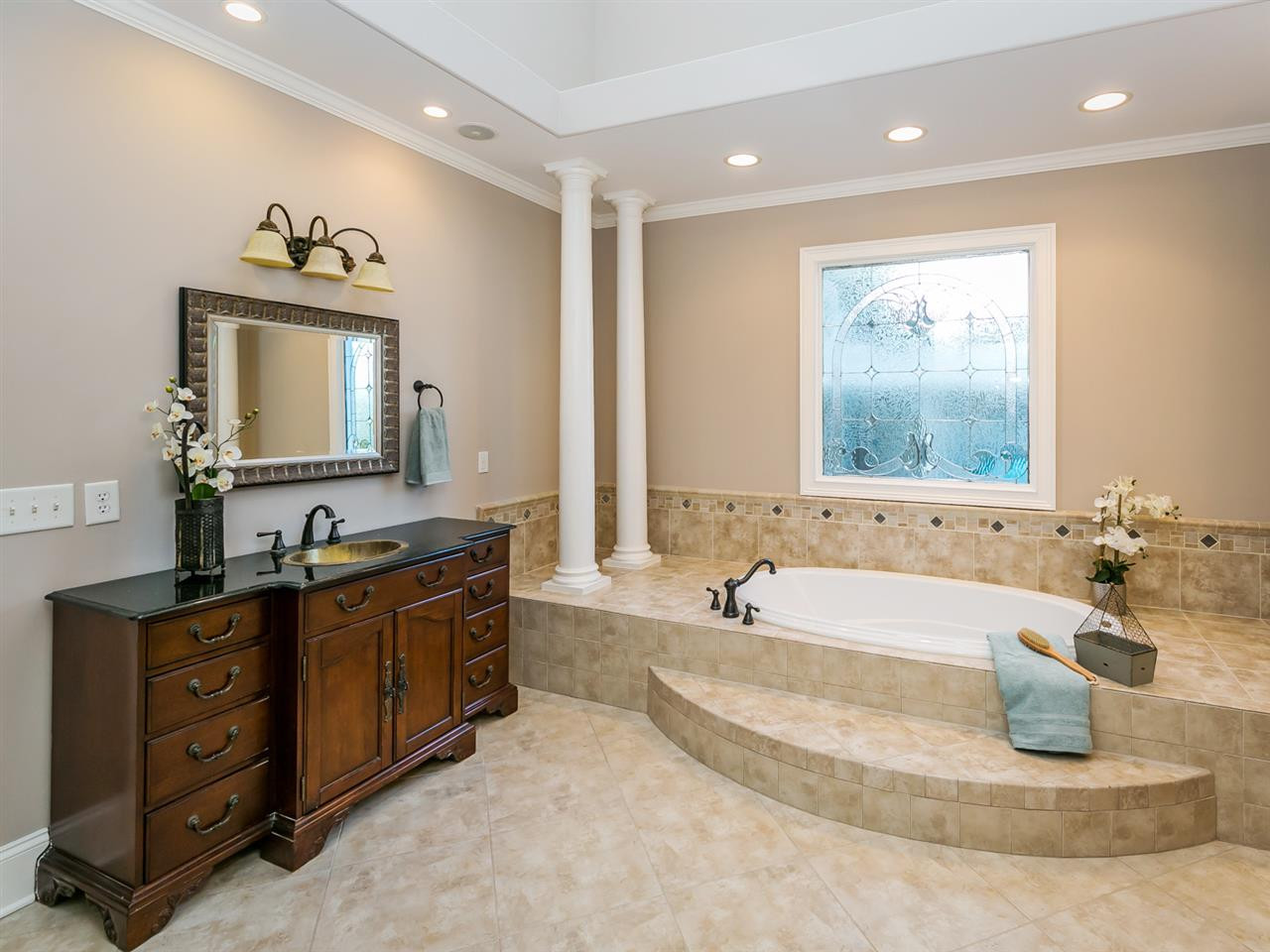 12225 Beestone Lane Raleigh, NC 27614 - Photo 11 of 25 Master Spa Bath