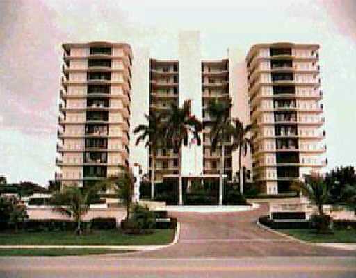 400 South Beach Road, Unit 303 Tequesta, FL 33469 - Photo 1 of 2 Primary Photo
