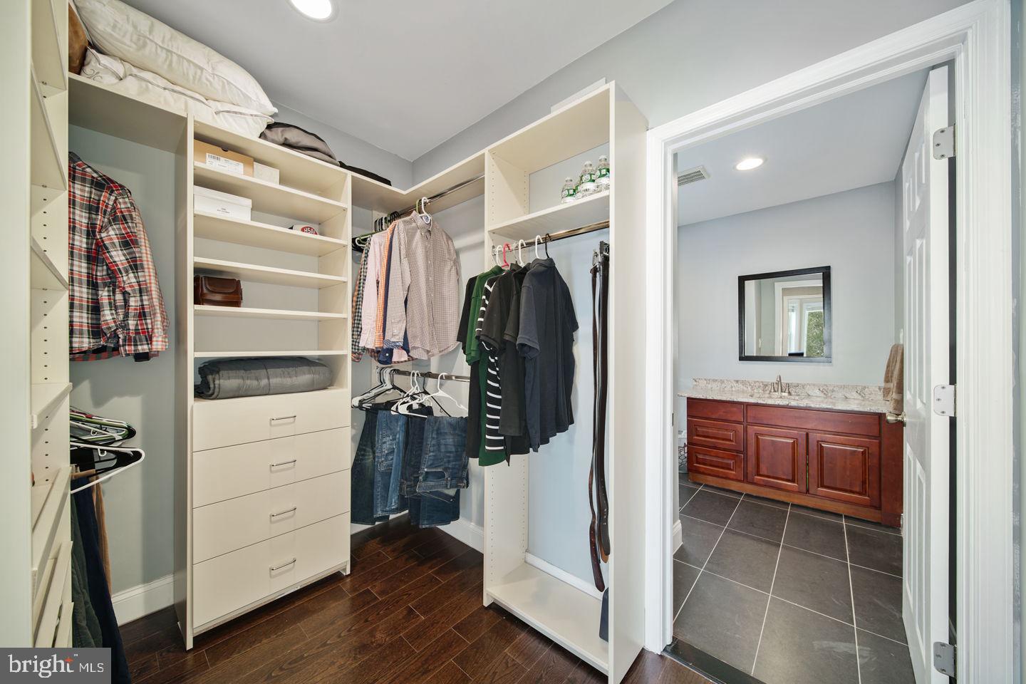 2332 Reed Street Philadelphia, PA 19146 - Photo 19 of 27 Gallery Image 19