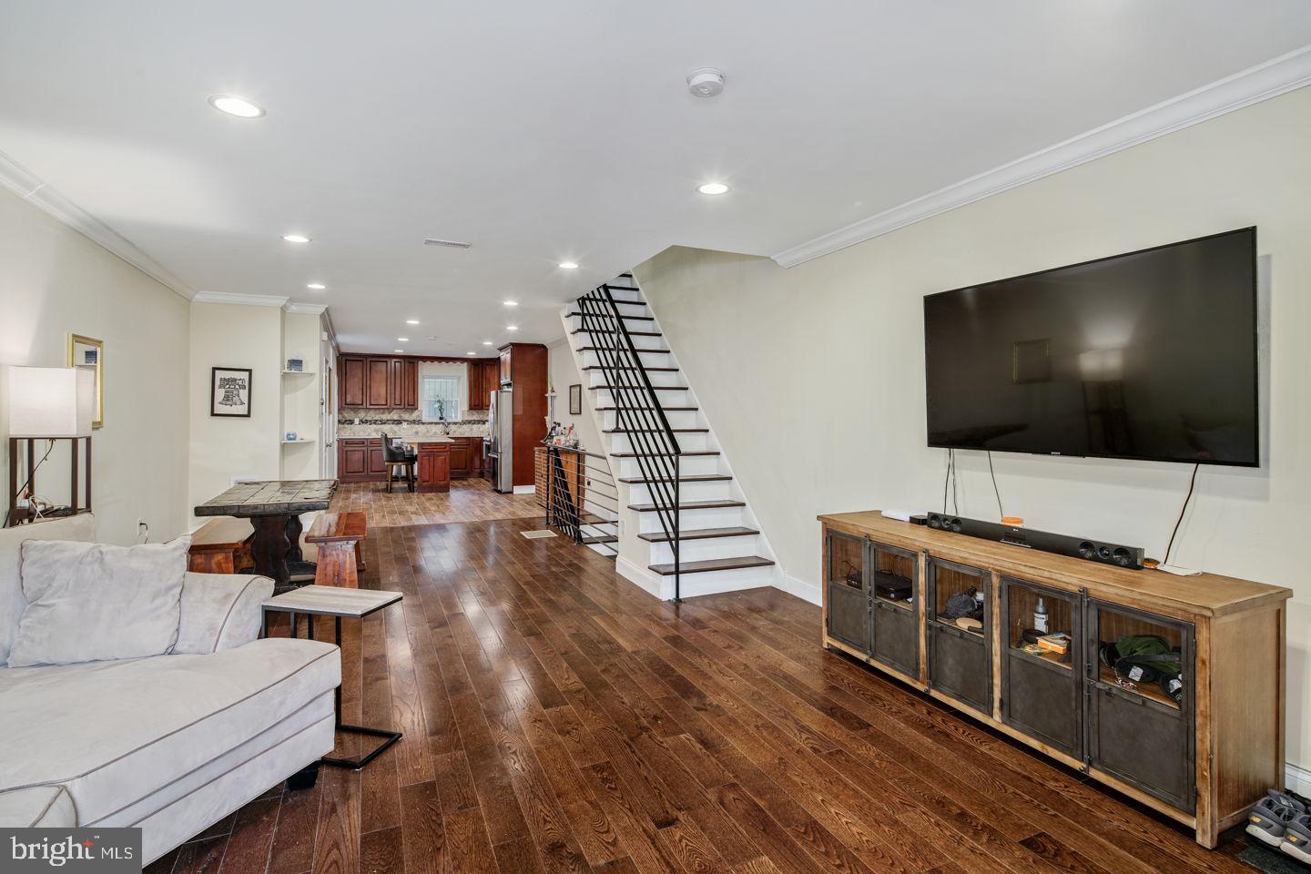2332 Reed Street Philadelphia, PA 19146 - Photo 7 of 27 Gallery Image 7