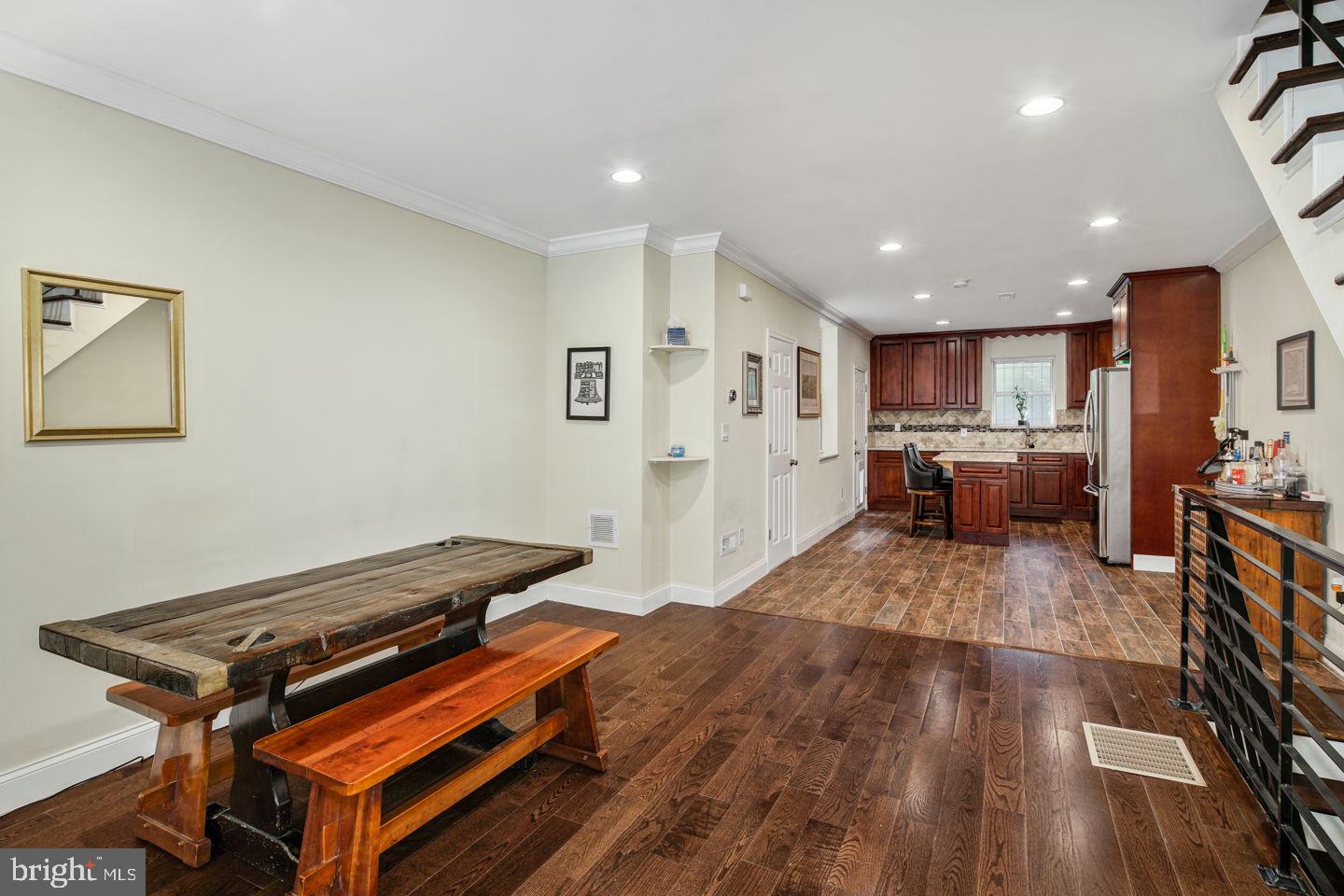 2332 Reed Street Philadelphia, PA 19146 - Photo 9 of 27 Gallery Image 9