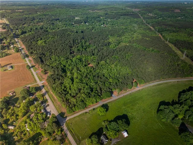 $299,000 | 12 Moorefield Memorial Highway, Liberty, SC 29657