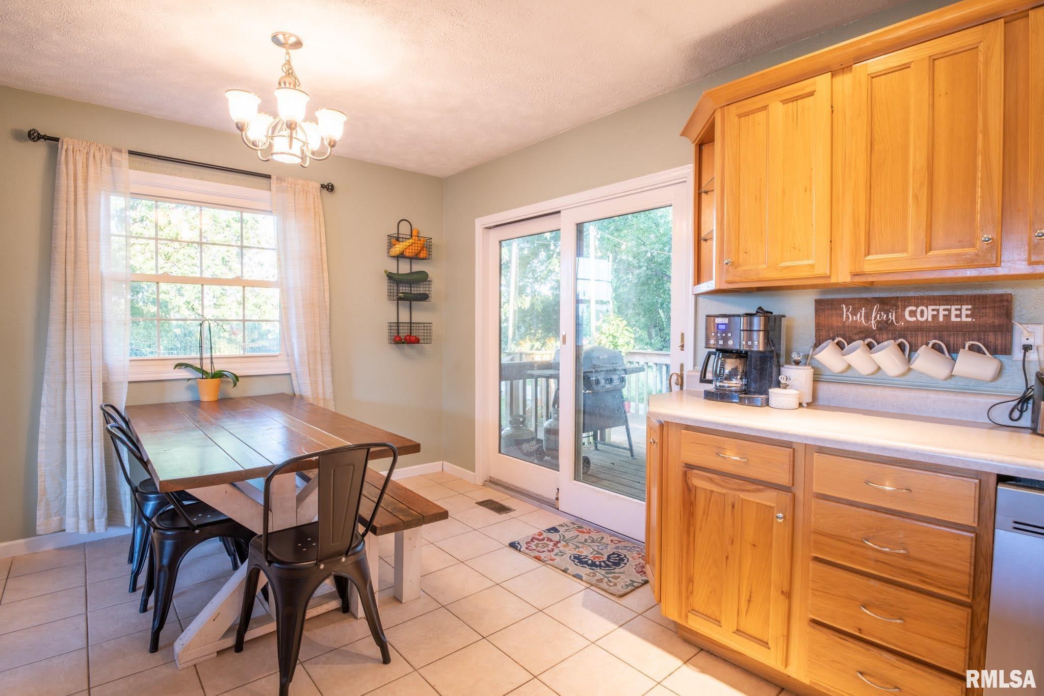 1569 Hickory Point Road Metamora, IL 61548 - Photo 20 of 45