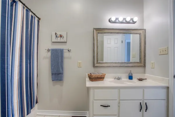 $887,000 | 17406 County Road 4821, Normangee, TX 77871