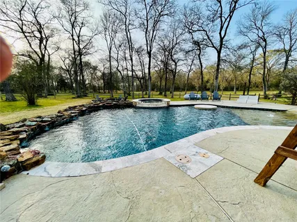 $1,200,000 | 17406 County Road 4821, Normangee, TX 77871