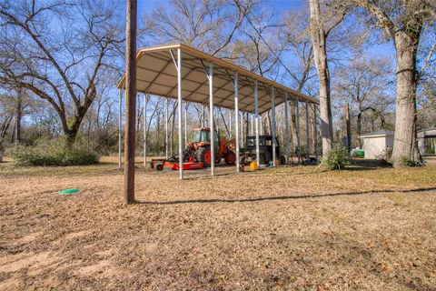 $1,200,000 | 17406 County Road 4821, Normangee, TX 77871