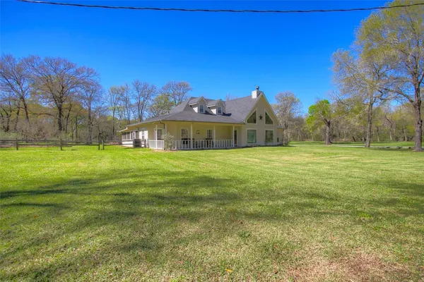 $887,000 | 17406 County Road 4821, Normangee, TX 77871