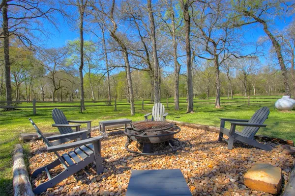 $887,000 | 17406 County Road 4821, Normangee, TX 77871