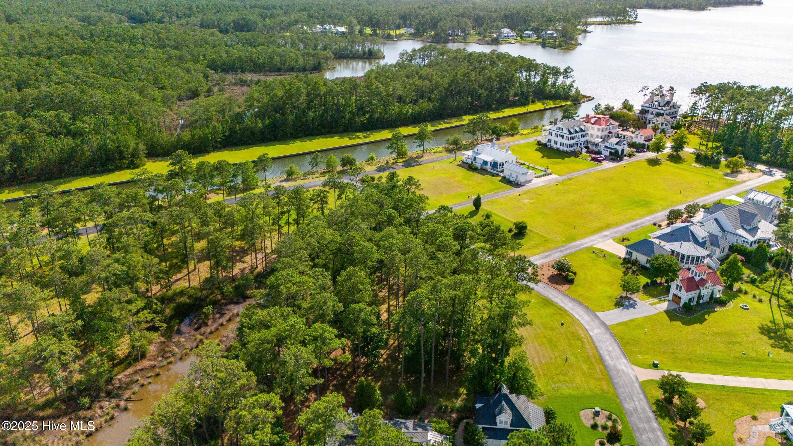 88 Oyster Point Road Oriental, NC 28571 - Photo 8 of 14 008_Chill Photo_23