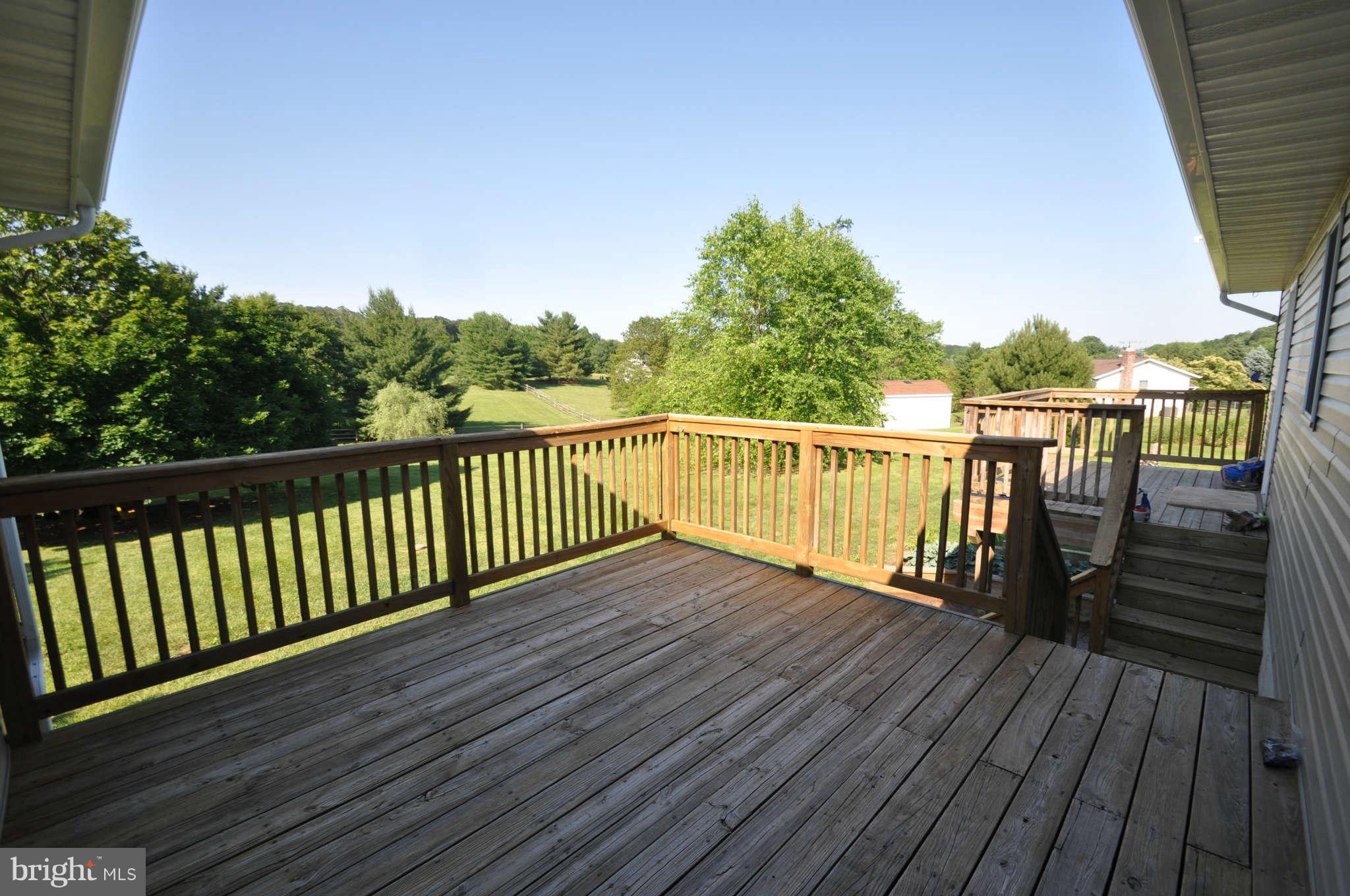 5136 Perry Road Mount Airy, MD 21771 - Photo 13 of 29 Deck off the Sunroom