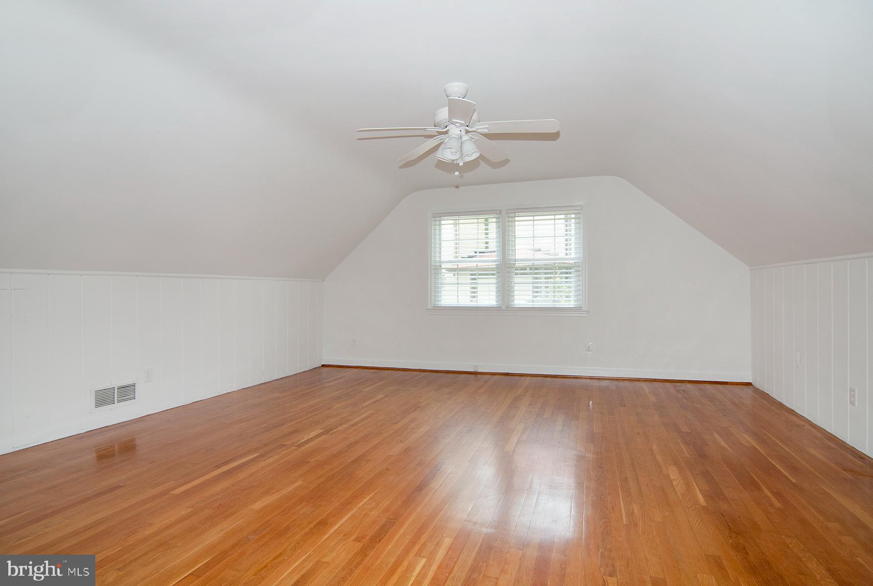 5504 Beech Avenue Bethesda, MD 20814 - Photo 27 of 28