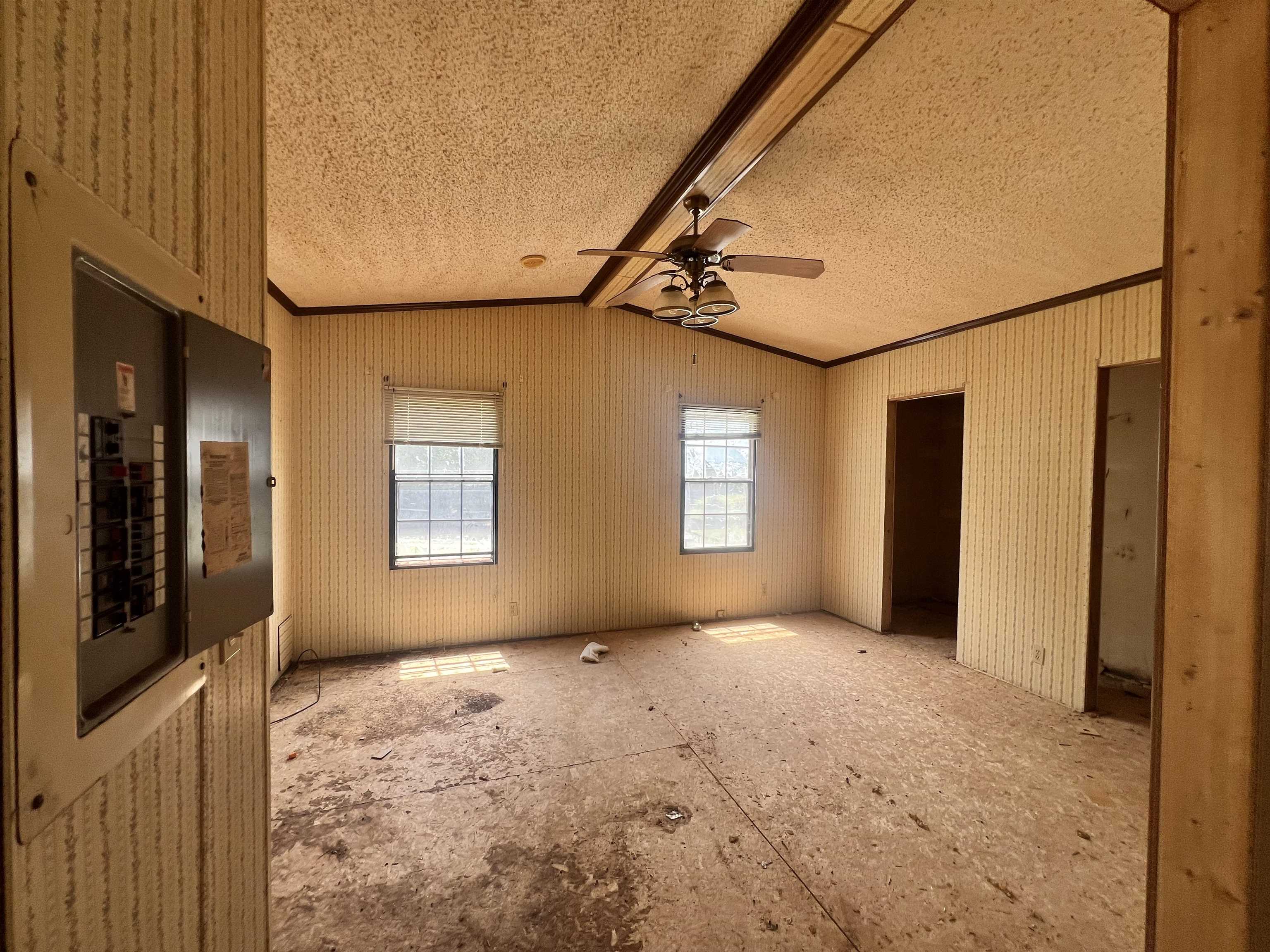 724 East Victor Hill Road Duncan, SC 29334 - Photo 4 of 10