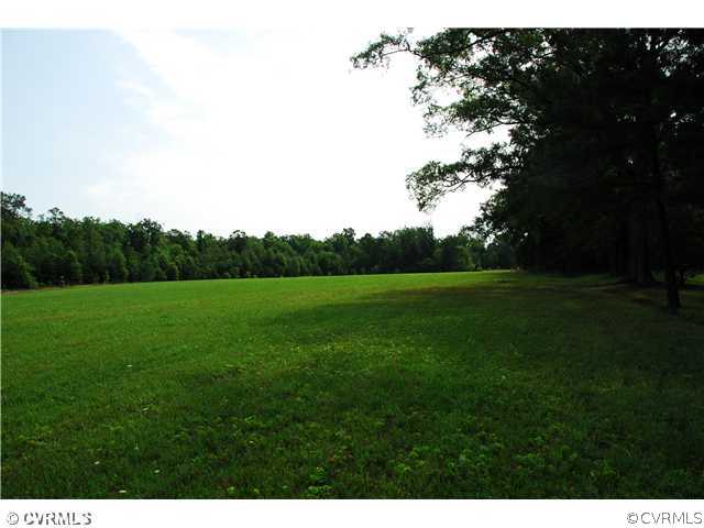 Land - View from Street Into The Property.