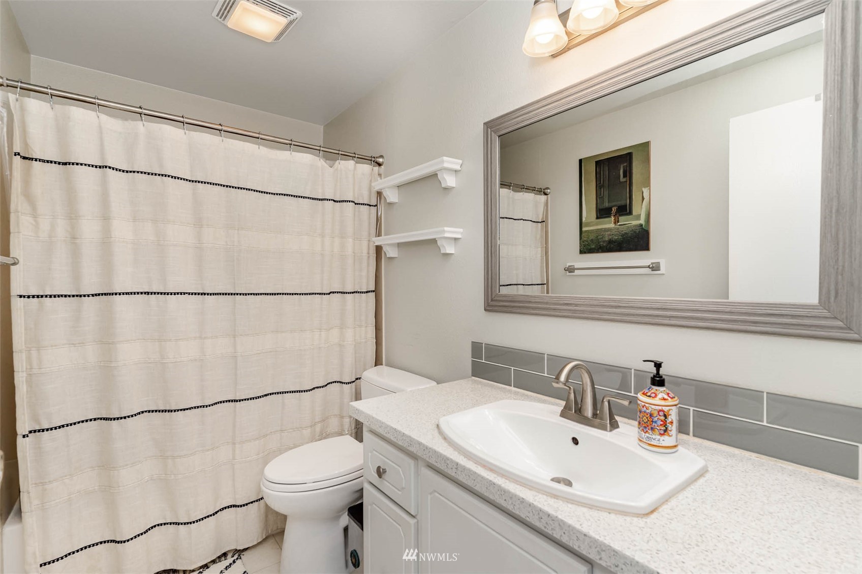 21501 4th Avenue West, Unit B14 Bothell, WA 98021 - Photo 17 of 24