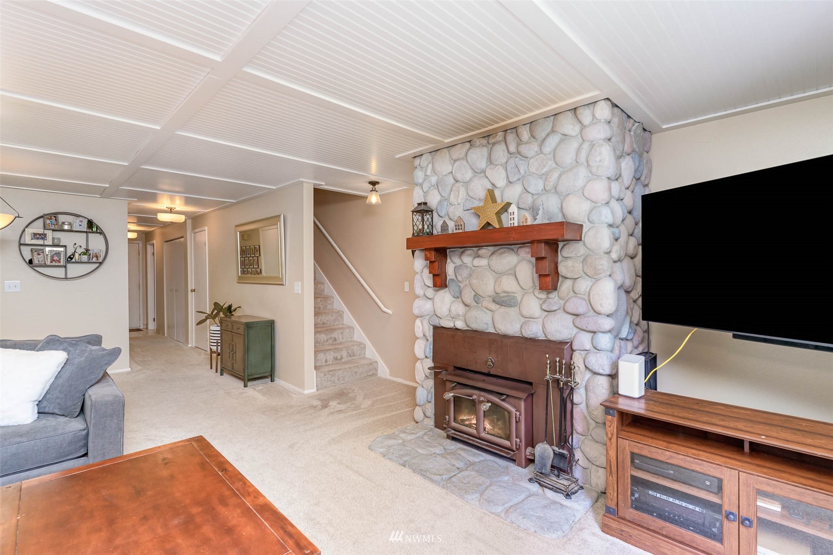 21501 4th Avenue West, Unit B14 Bothell, WA 98021 - Photo 10 of 24