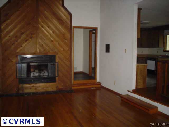 4900 Fordham Road Richmond, VA 23236 - Photo 3 of 7 Other - Great Room