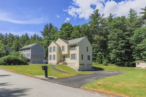 $685,000 | 17 Jessica Drive, Merrimack, NH 03054