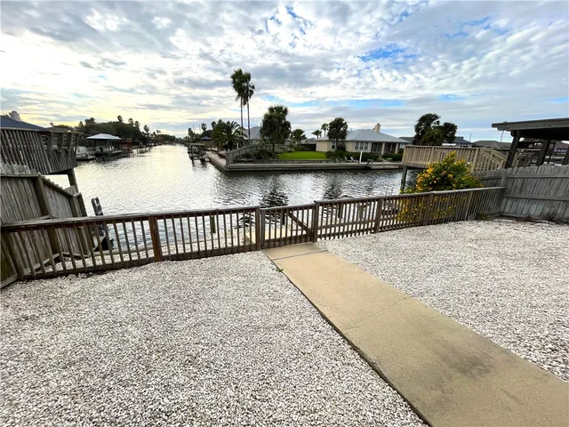 $2,300 | 15323 Cruiser Street, Unit B, Corpus Christi, TX 78418