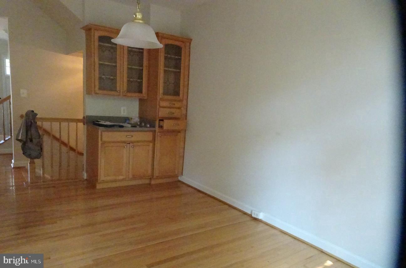 6659 Debra Lu Way Springfield, VA 22150 - Photo 7 of 15 Gallery Image 7