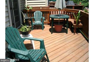 6659 Debra Lu Way Springfield, VA 22150 - Photo 10 of 15 Gallery Image 10