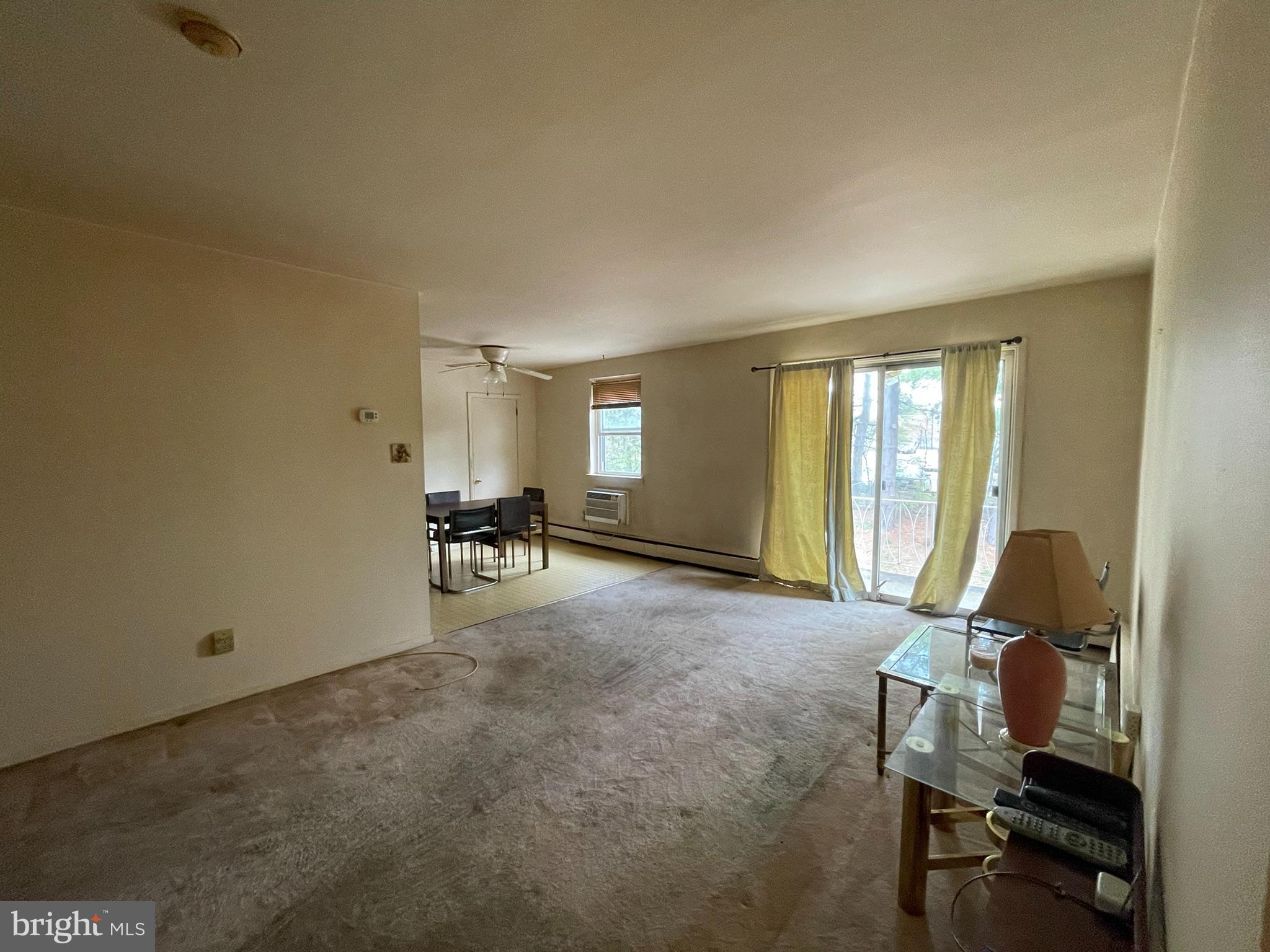 1600 Church Road, Unit D206 Wyncote, PA 19095 - Photo 4 of 9 Living Room
