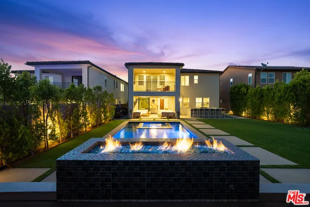 $1,249,000 | 18952 Lauren Lane, Santa Clarita, CA 91350