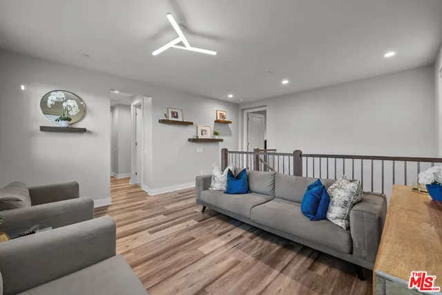 $1,249,000 | 18952 Lauren Lane, Santa Clarita, CA 91350