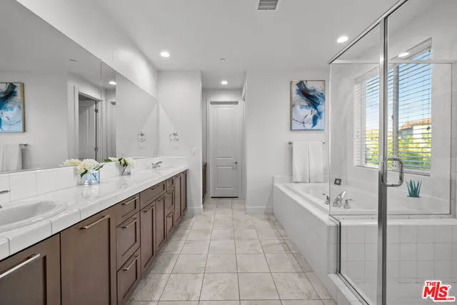 $1,249,000 | 18952 Lauren Lane, Santa Clarita, CA 91350