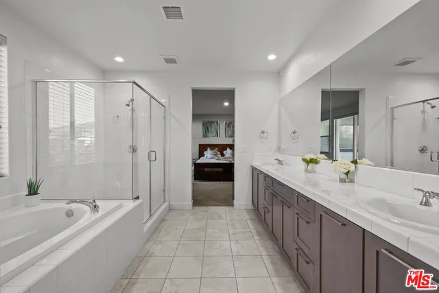 $1,249,000 | 18952 Lauren Lane, Santa Clarita, CA 91350