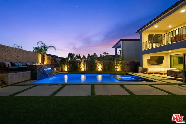 $1,249,000 | 18952 Lauren Lane, Santa Clarita, CA 91350