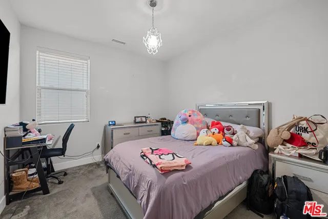 $1,249,000 | 18952 Lauren Lane, Santa Clarita, CA 91350