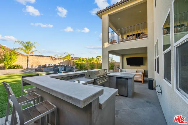 $1,249,000 | 18952 Lauren Lane, Santa Clarita, CA 91350