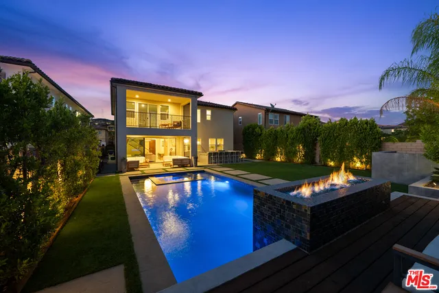 $1,249,000 | 18952 Lauren Lane, Santa Clarita, CA 91350