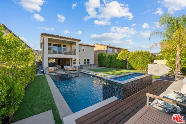 $1,249,000 | 18952 Lauren Lane, Santa Clarita, CA 91350