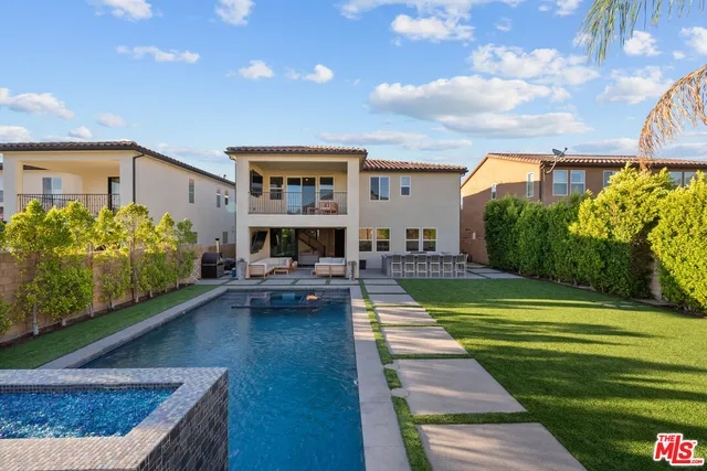 $1,249,000 | 18952 Lauren Lane, Santa Clarita, CA 91350