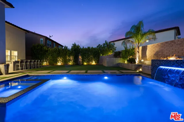 $1,249,000 | 18952 Lauren Lane, Santa Clarita, CA 91350