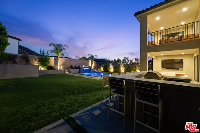 $1,249,000 | 18952 Lauren Lane, Santa Clarita, CA 91350