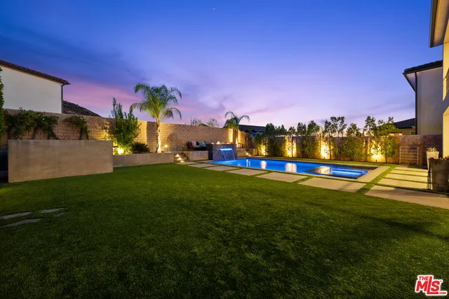 $1,249,000 | 18952 Lauren Lane, Santa Clarita, CA 91350