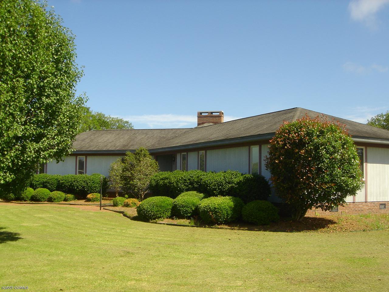 208 Lewis Road Beaufort, NC 28516 - Photo 2 of 6 Main Home